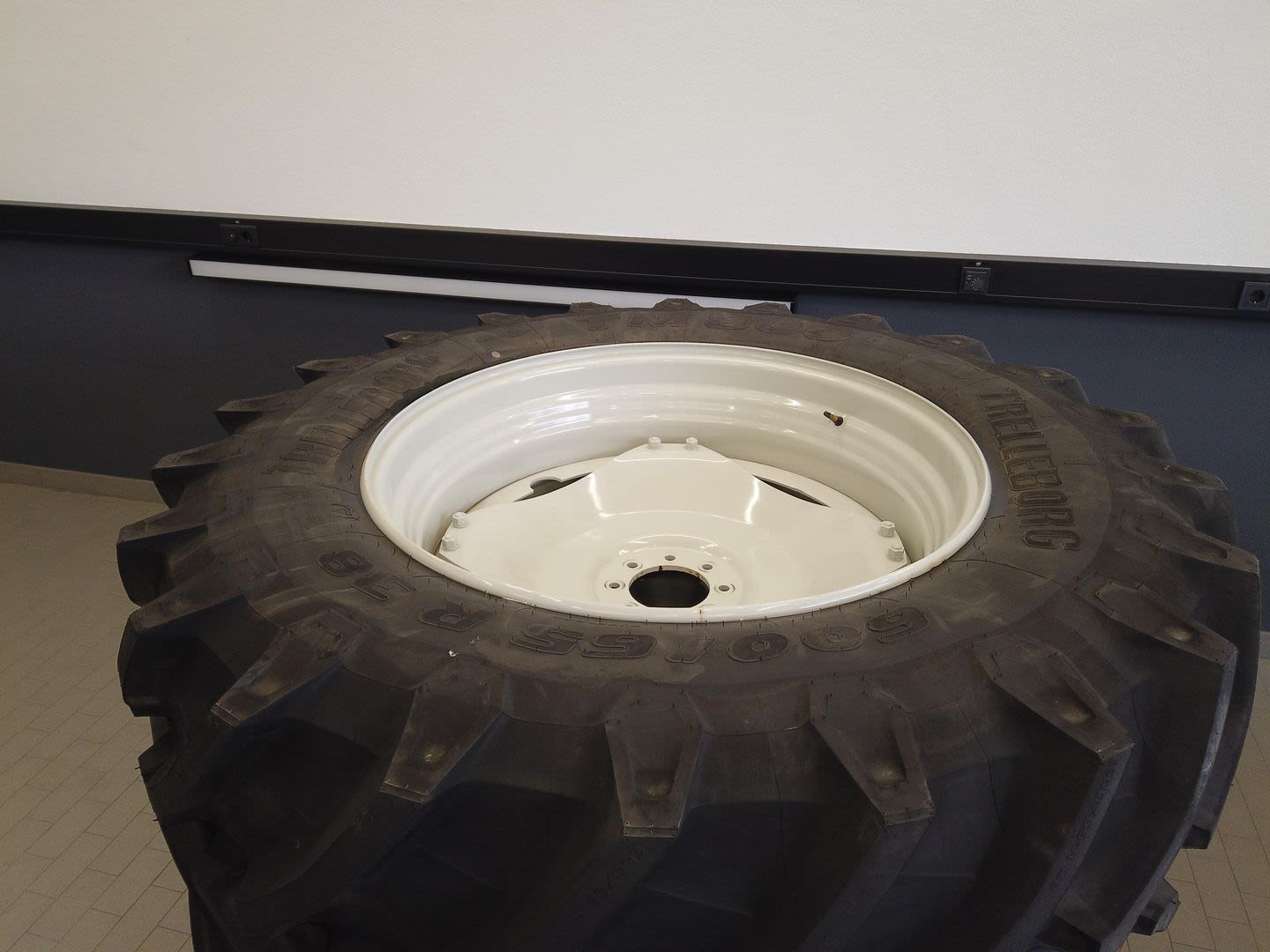 600/65R38+480/65R28 TR TM800 A "AB"